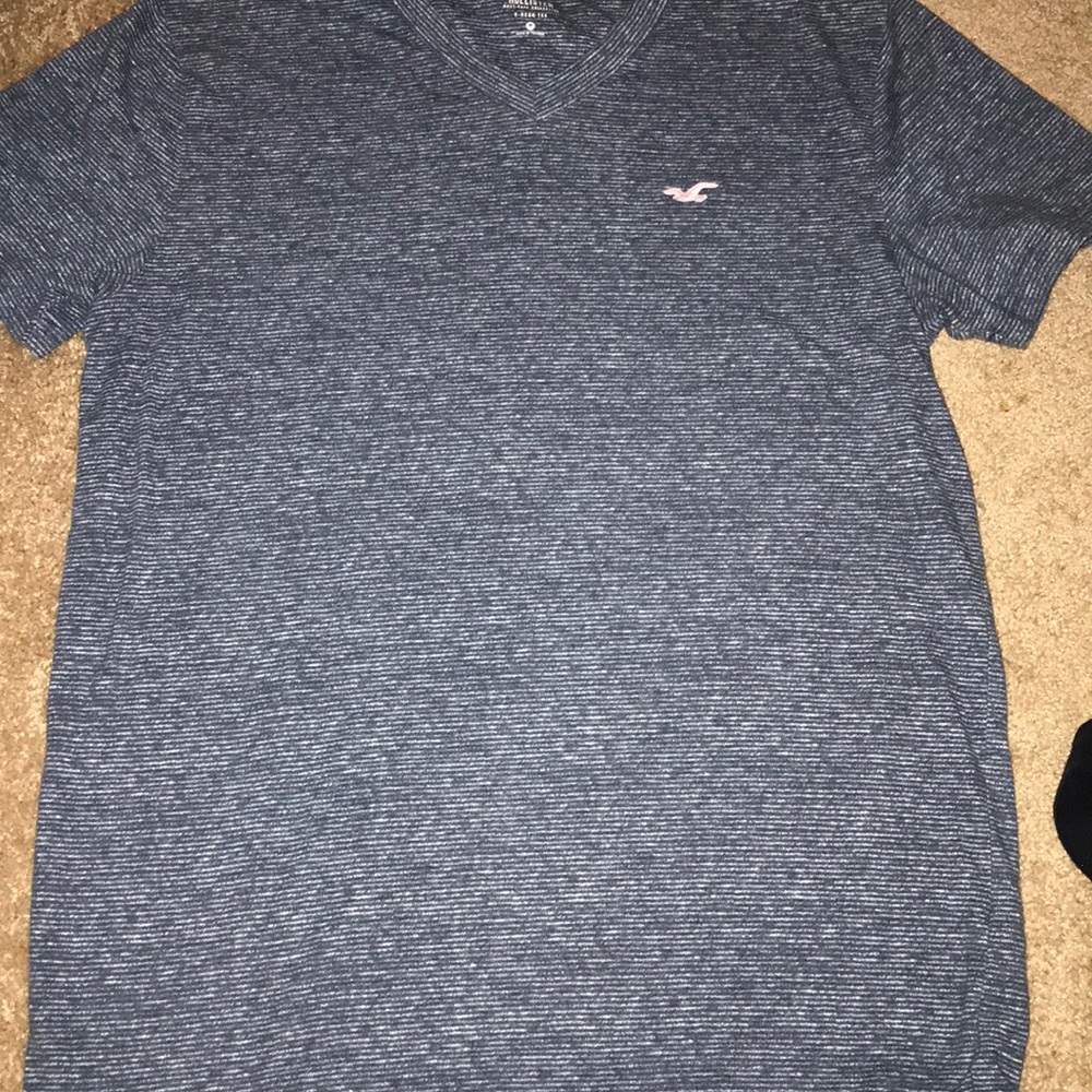 Hollister top size: M